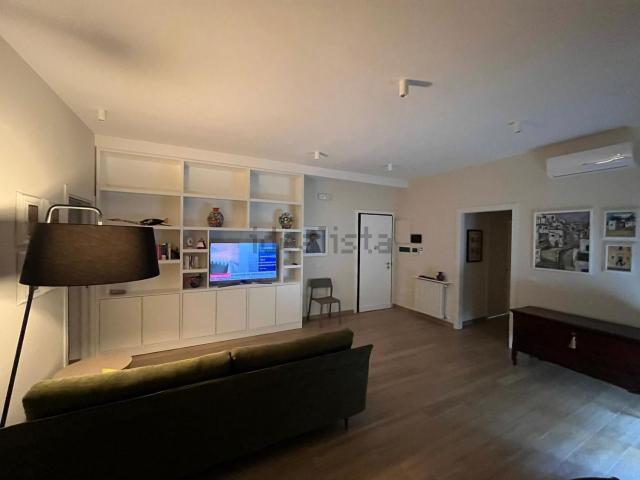 Appartamento in affitto di 100 m² in Via Giuseppe Zanardelli, 40