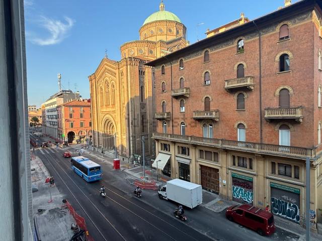 Appartamento in affitto di 100 m² in Via Giacomo Matteotti, 6