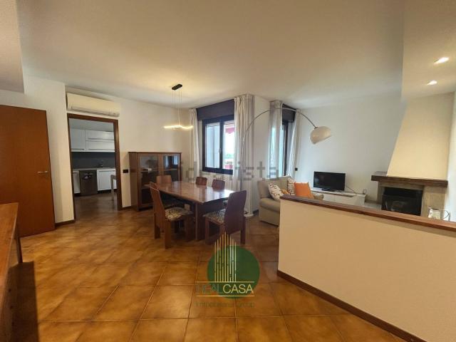 Appartamento in affitto di 100 m² in Via Gioacchino Rossini, 7