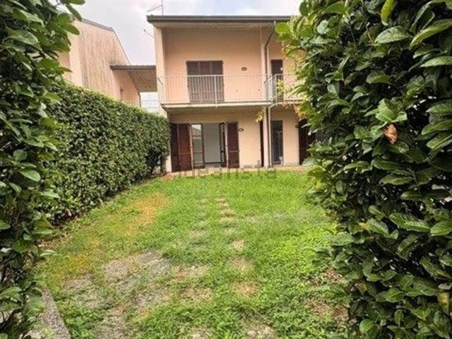 Appartamento in affitto di 100 m² in Via Giosuè Carducci, 10