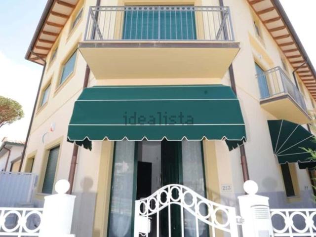 Appartamento in affitto di 100 m² in Via Giosuè Carducci, 213