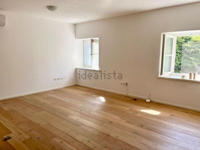 Appartamento in affitto di 100 m² in Via Giovanni Cosattini