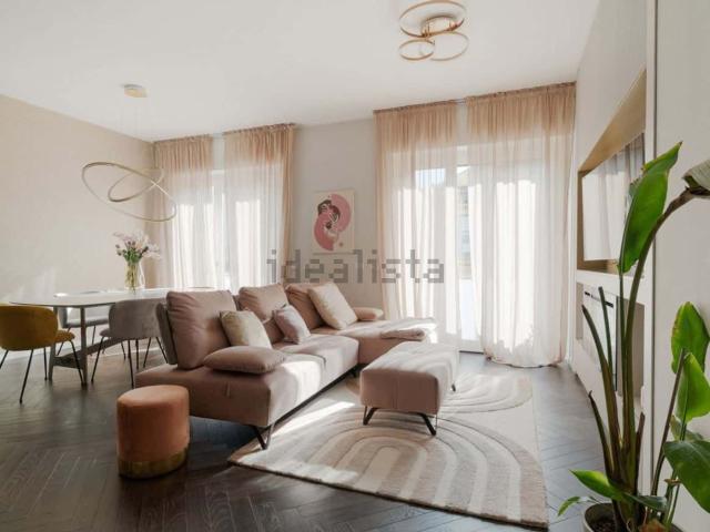 Appartamento in affitto di 100 m² in Via Giovanni Rasori, 8