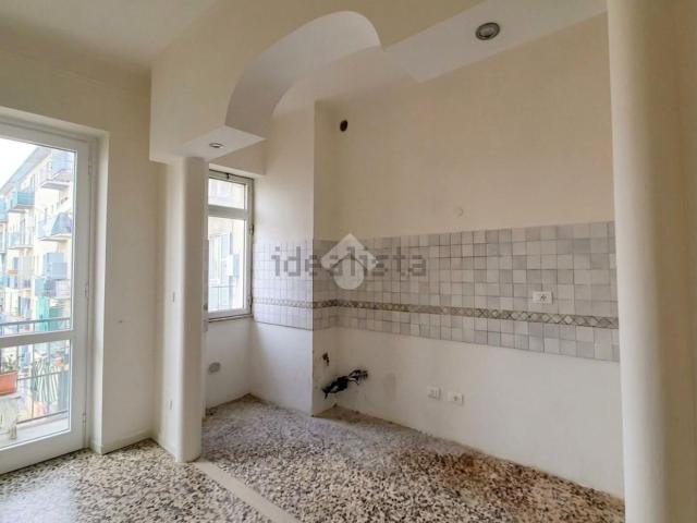 Appartamento in affitto di 100 m² in Via Giovanni Verneri, 37