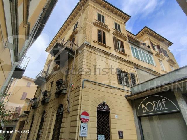 Appartamento in affitto di 85 m² in Via Guglielmo Marconi, 5