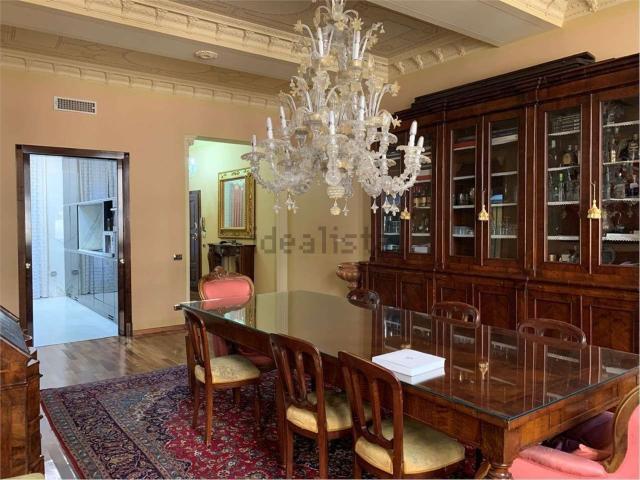 Appartamento in affitto di 100 m² in Via Guido da Castello, 1