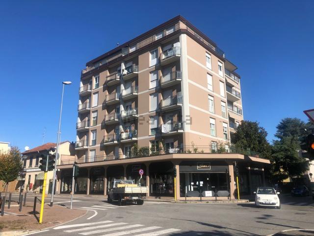Appartamento in affitto di 100 m² in Via Dante Alighieri, 16