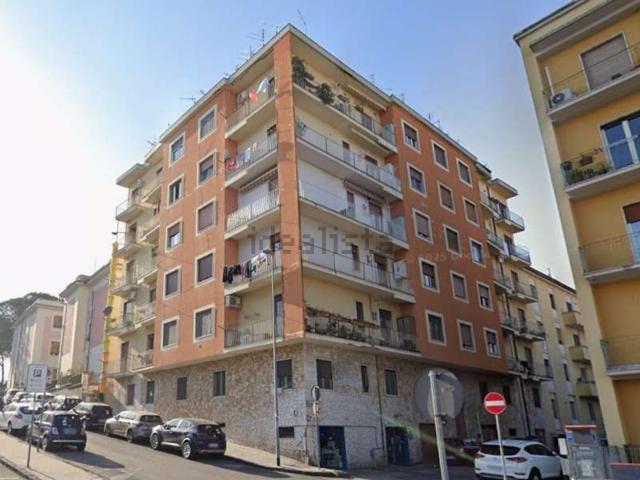 Appartamento in affitto di 100 m² in Via dei Bersaglieri