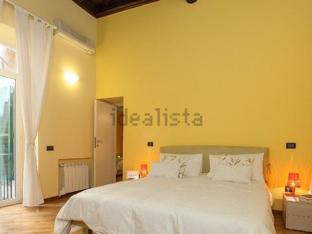 Appartamento in affitto di 100 m² in Via dei Crociferi, 1