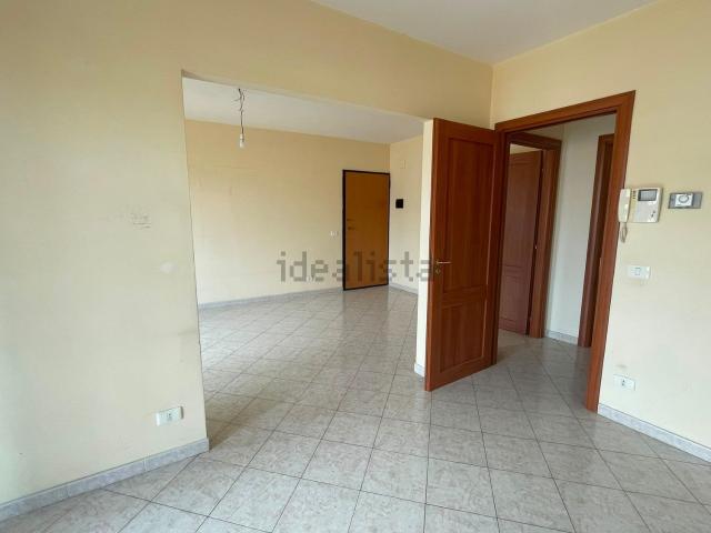 Appartamento in affitto di 100 m² in Via dell&apos Oro, 86