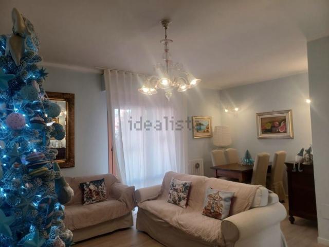 Appartamento in affitto di 100 m² in Via dell&apos Acqua