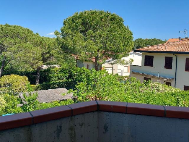 Appartamento in affitto di 100 m² in Via dell&apos Astronomia, 34