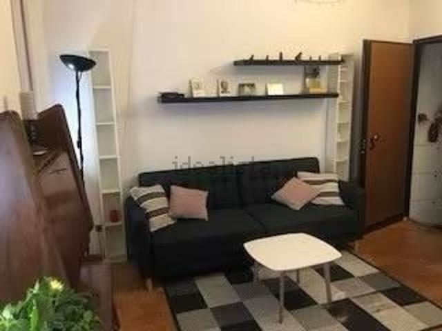 Appartamento in affitto di 100 m² in Via della Croce Bianca