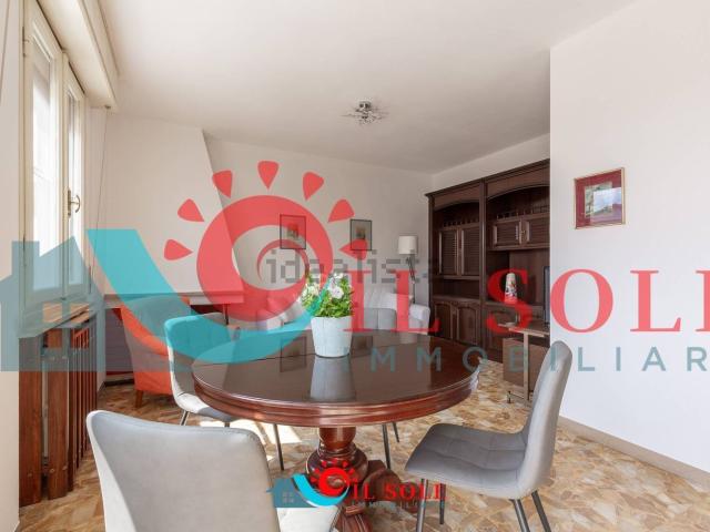 Appartamento in affitto di 100 m² in Via delle Agavi
