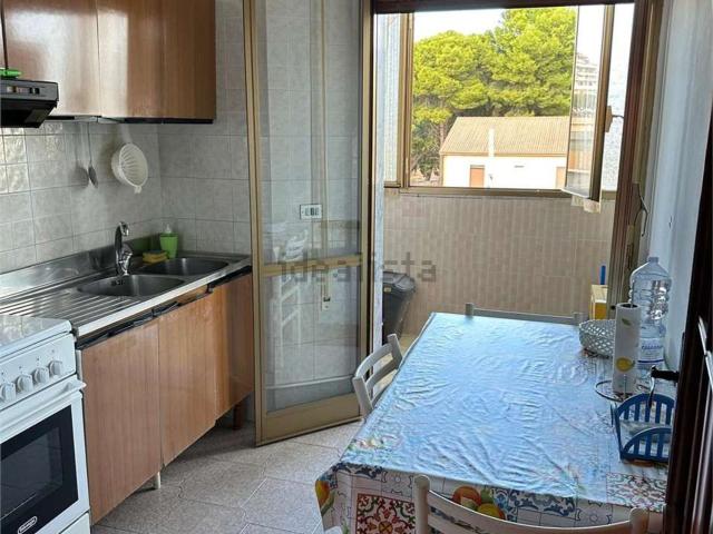 Appartamento in affitto di 100 m² in Via delle Repubbliche Marinare