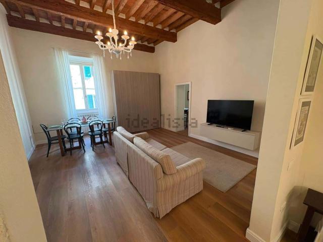 Appartamento in affitto di 100 m² in Via di Piaggia, 12