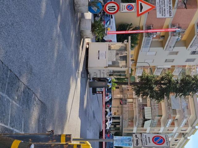 Appartamento in affitto di 100 m² in Via Eduardo Nicolardi, 145