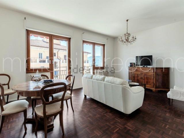 Appartamento in affitto di 100 m² in Via Francesco Crispi