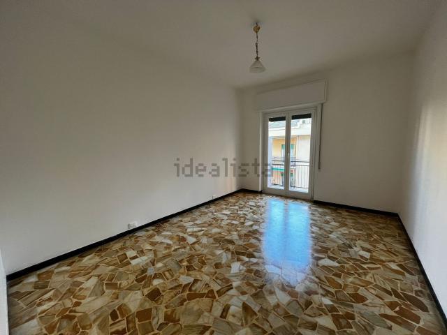 Appartamento in affitto di 100 m² in Via Francesco Pastonchi