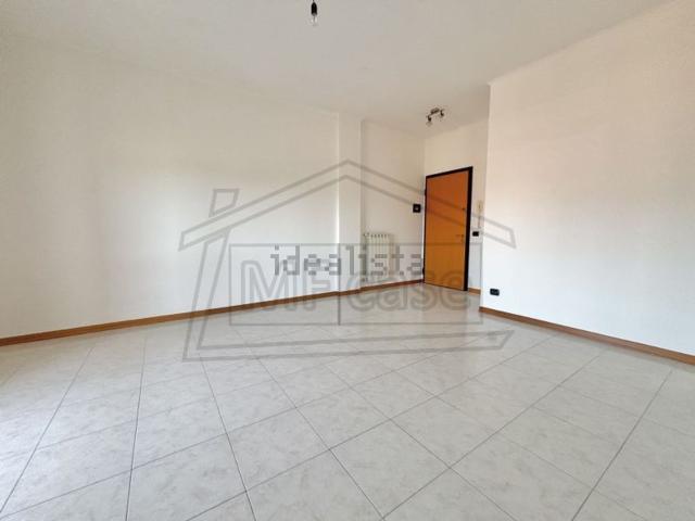 Appartamento in affitto di 100 m² in Via Igino Garbini