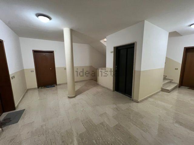 Appartamento in affitto di 100 m² in Via Ignazio Silone, 2
