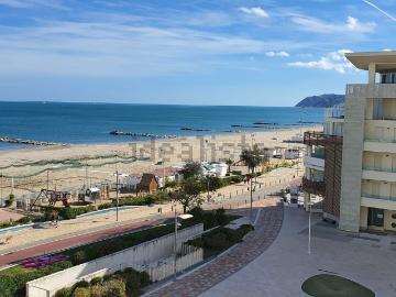 Appartamento in affitto di 100 m² in Via Litoranea Sud