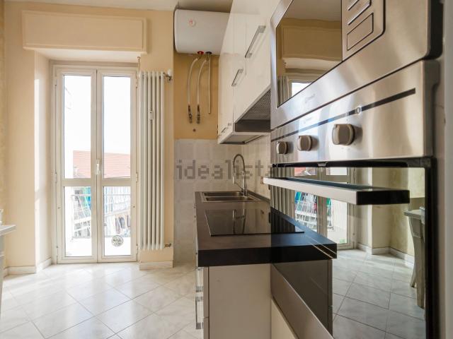 Appartamento in affitto di 100 m² in Via Luigi Salvatore Cherubini, 16
