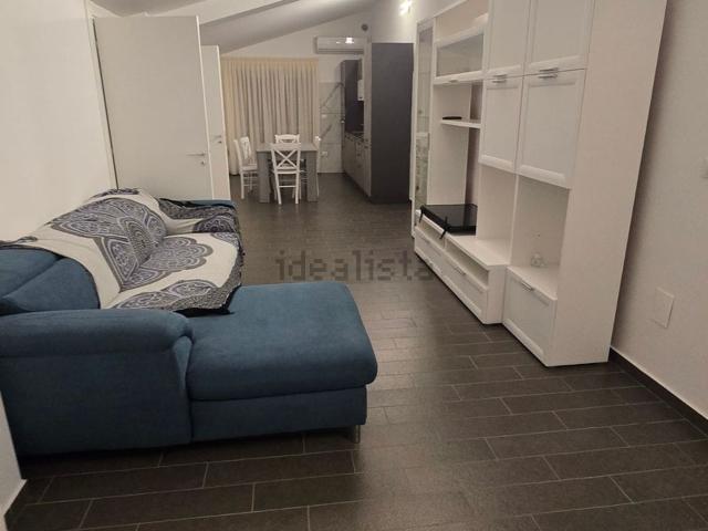 Appartamento in affitto di 100 m² in Via Michele Bianchi