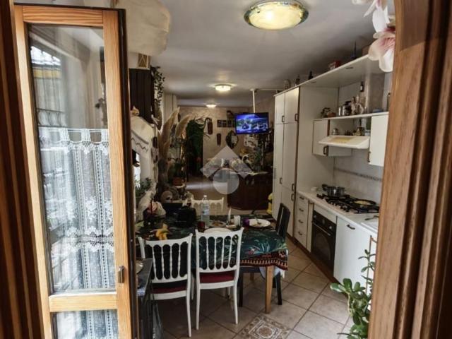 Appartamento in affitto di 100 m² in Via Michele Lessona, 1