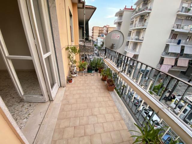 Appartamento in affitto di 100 m² in Via Napoli, 226