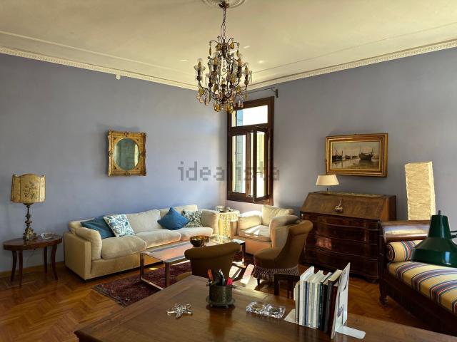 Appartamento in affitto di 100 m² in Via San Martino e Solferino