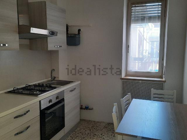 Appartamento in affitto di 100 m² in Via San Vitale, 7