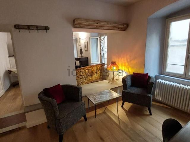 Appartamento in affitto di 100 m² in Via Santo Spirito