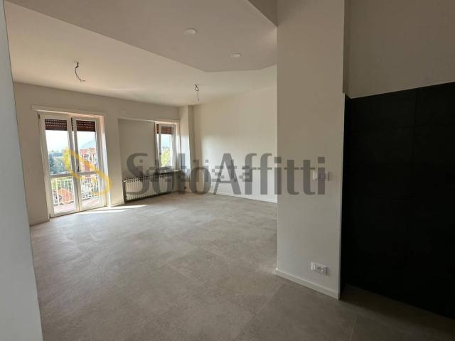 Appartamento in affitto di 100 m² in Via Sesia, 3