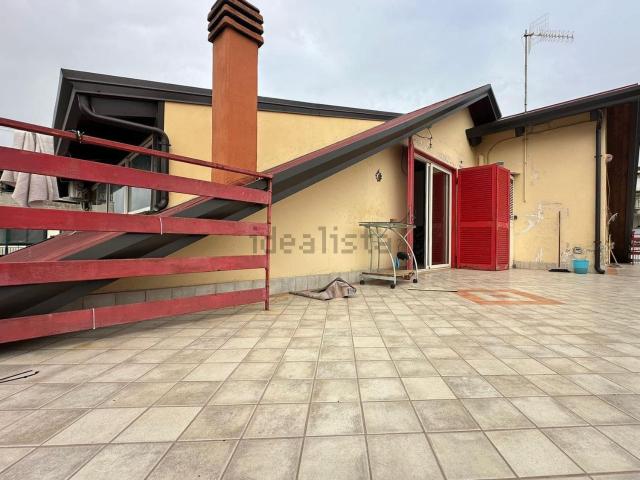 Appartamento in affitto di 100 m² in Via Spazzilli, 89