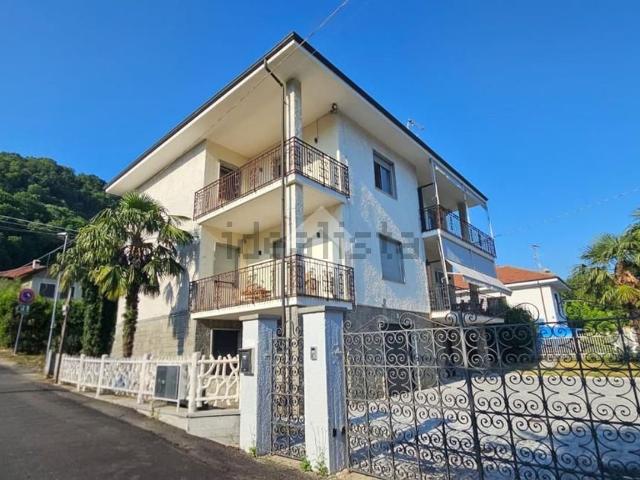 Appartamento in affitto di 100 m² in Via Pinerolo