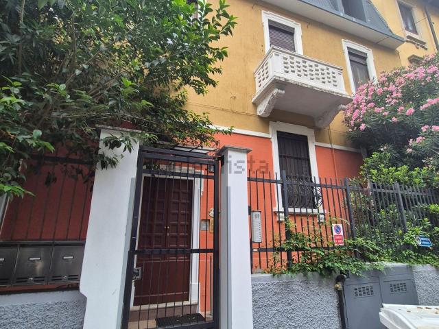 Appartamento in affitto di 100 m² in Via Privata Costantino e Maria Brighenti, 17