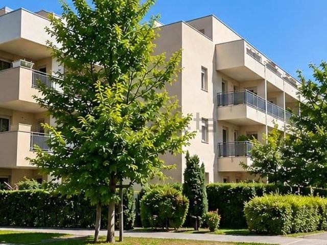 Appartamento in affitto di 100 m² in Via Roma
