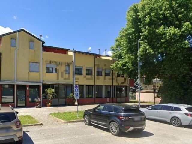 Appartamento in affitto di 100 m² in Via Roma, 98