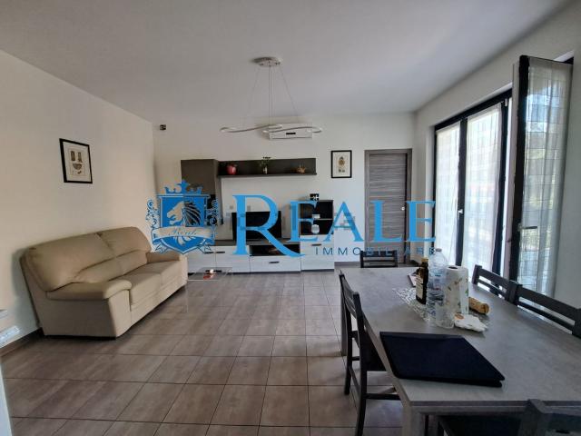 Appartamento in affitto di 100 m² in Via XXV Aprile, 1