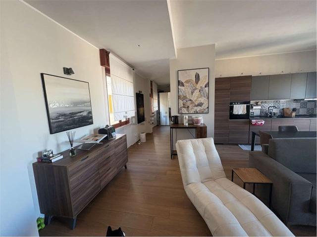Appartamento in affitto di 100 m² in Viale Armando Diaz, 55