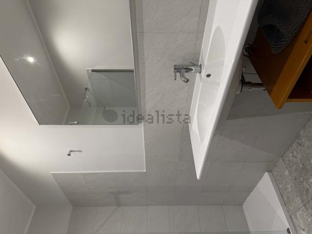 Appartamento in affitto di 100 m² in Viale Beatrice d&apos Este, 1