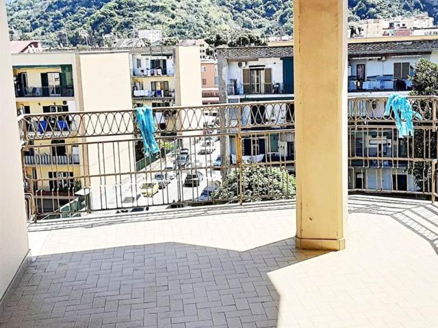 Appartamento in affitto di 100 m² in Viale Cavalleggeri D&apos Aosta, 26