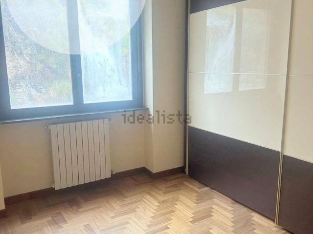 Appartamento in affitto di 100 m² in Viale della Croce Rossa, 119