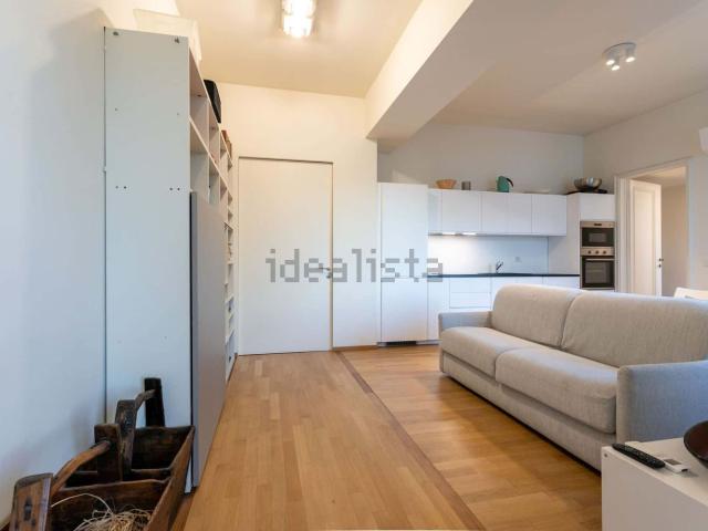 Appartamento in affitto di 100 m² in Viale Renato Serra, 6