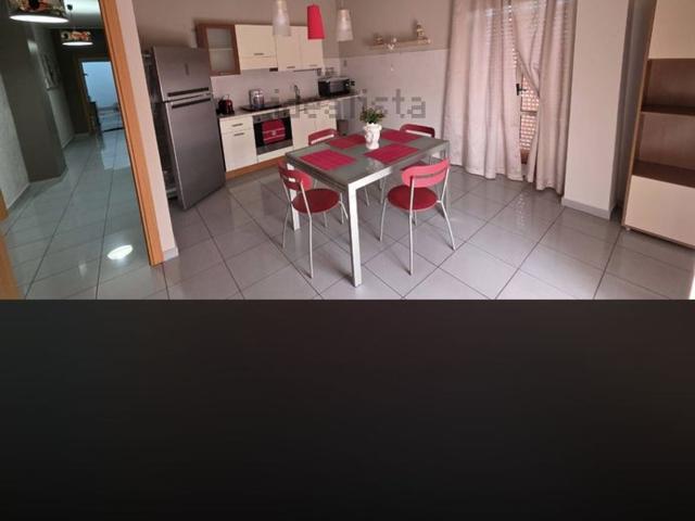 Appartamento in affitto di 100 m² in Viale Riccardo da Lentini