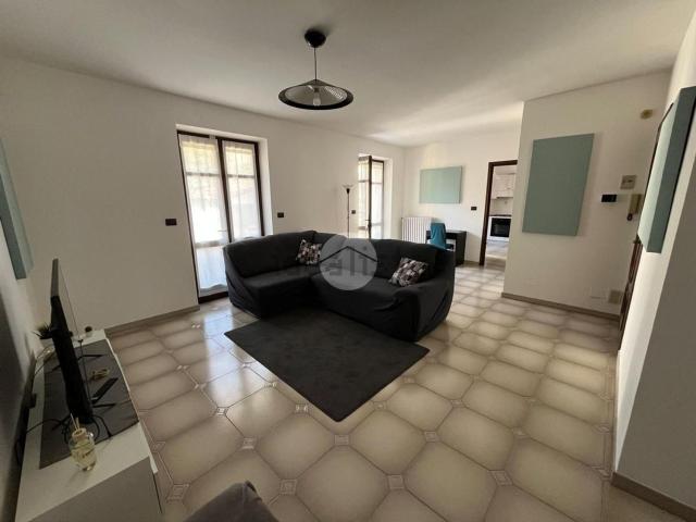 Appartamento in affitto di 100 m² in Corso IV Novembre, 44
