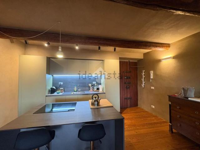 Appartamento in affitto di 100 m² in Piazza Cavour, 7