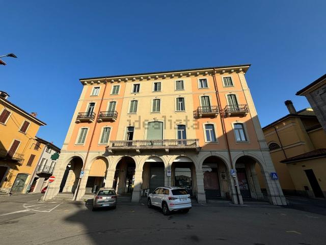 Appartamento in affitto di 100 m² in Piazza Cuzzi, 2