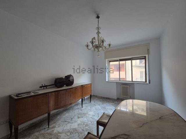 Appartamento in affitto di 100 m² in Piazza G. Garibaldi, 6